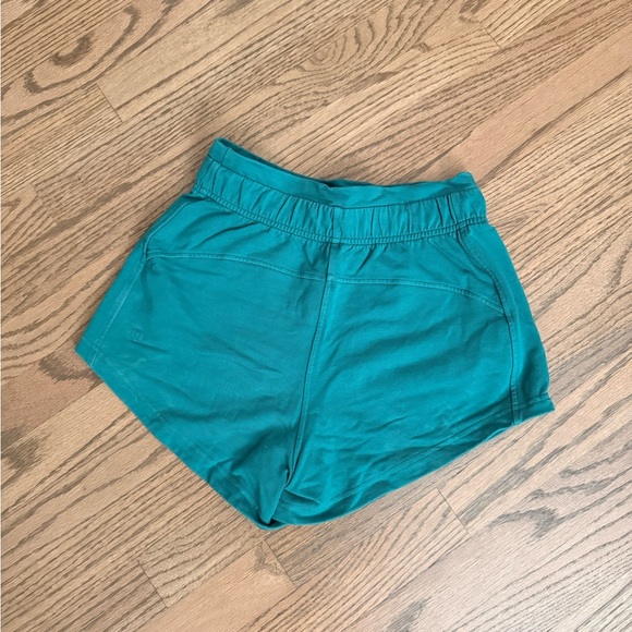 LULULEMON Inner Glow High Rise Short 3” - Picture 4 of 5